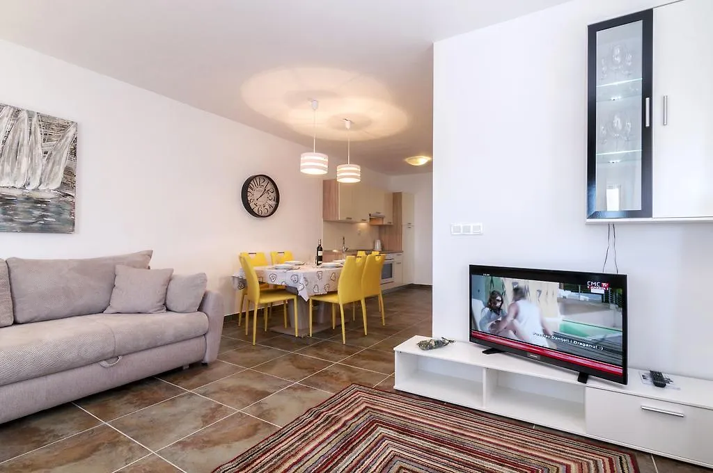 דירה Sukošan White Residence Accommodation